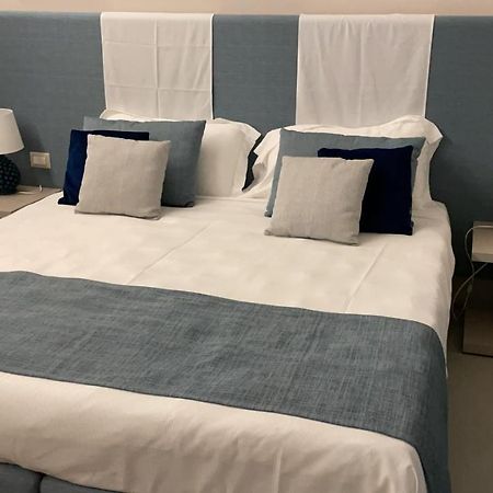 Hercules Suites 노토 외부 사진