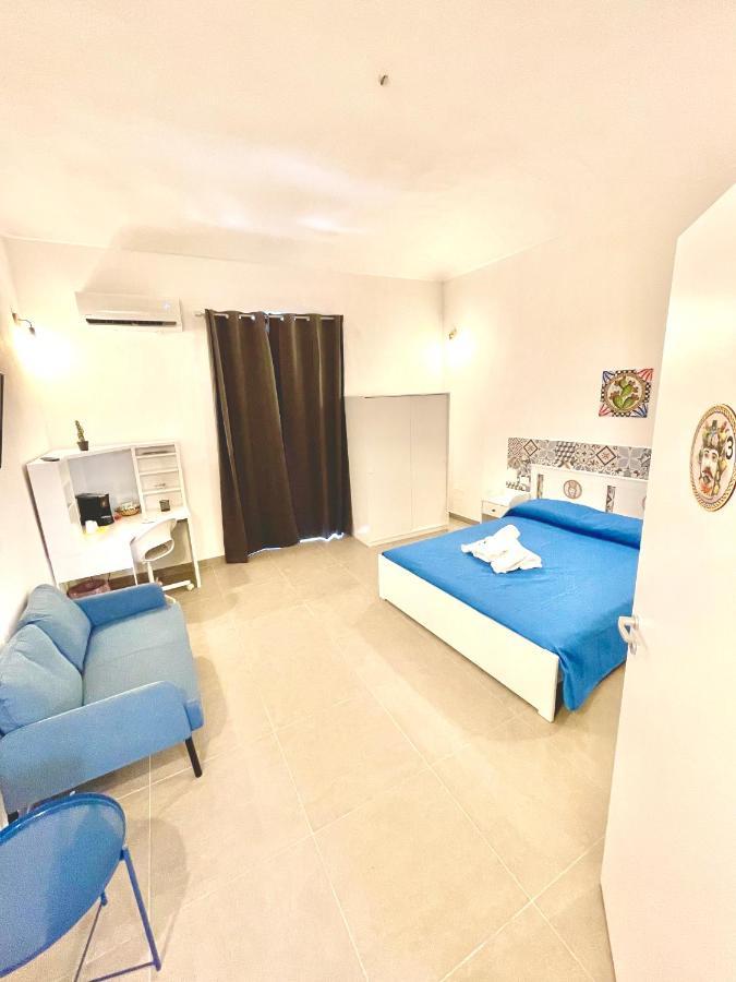 Hercules Suites 노토 외부 사진