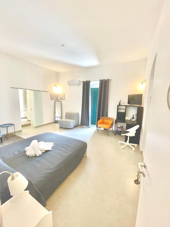 Hercules Suites 노토 외부 사진